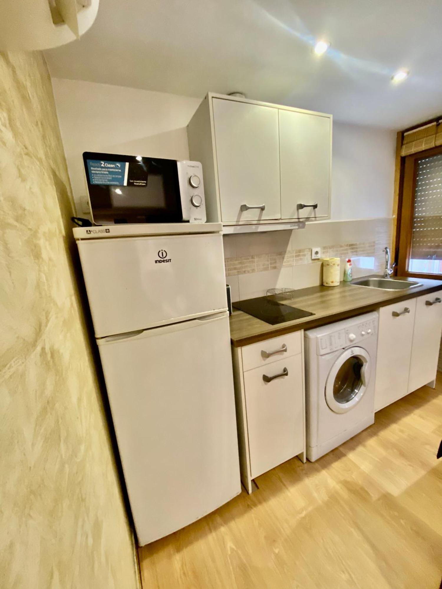 Stylous Apartment At The Center 桑坦德 外观 照片